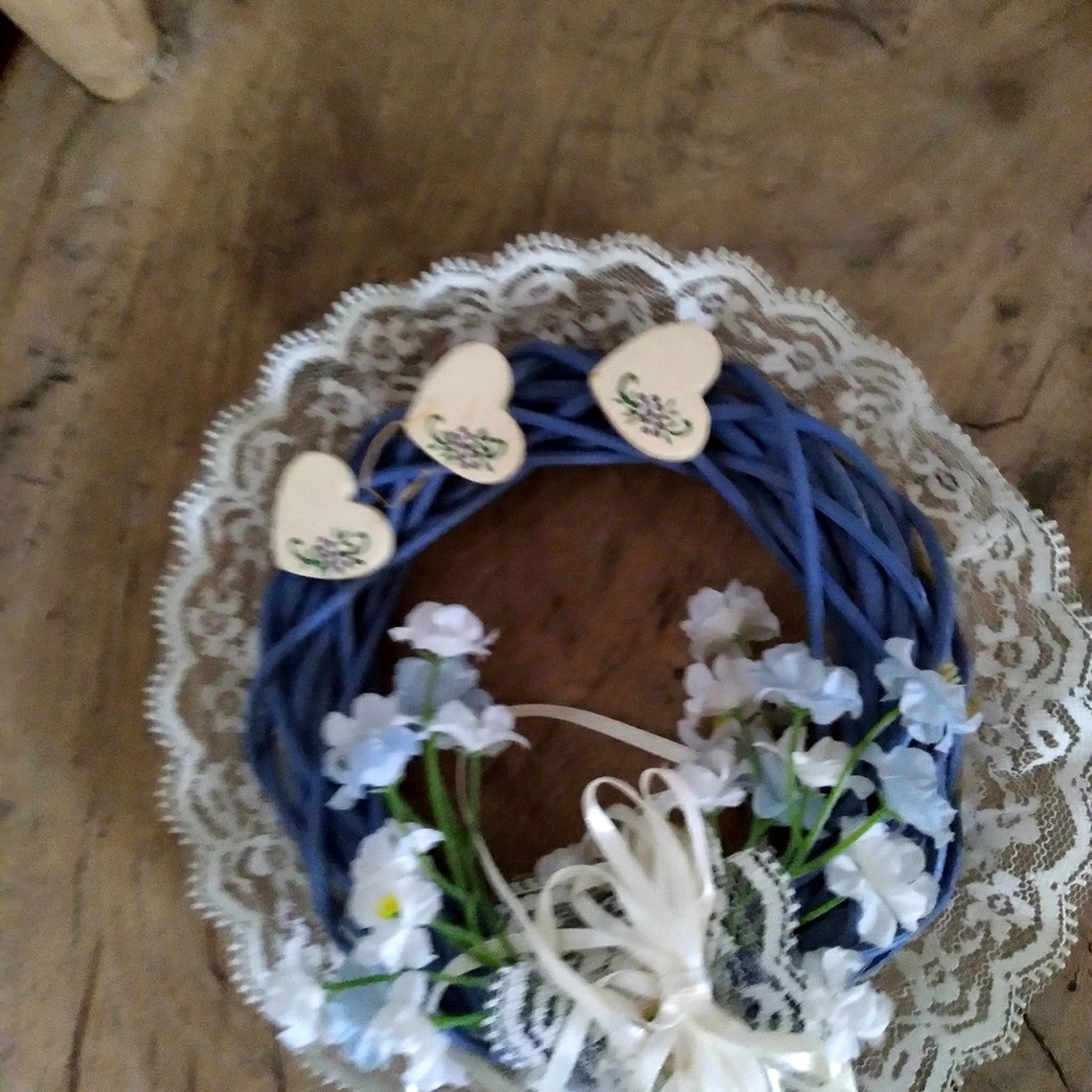 Wreath wall hanging